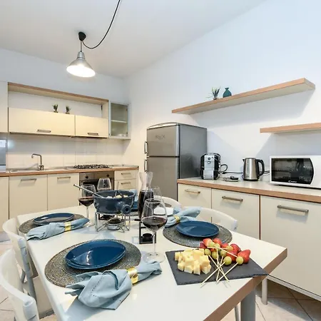 Daire Desenzanoloft Green Lake Court Desenzano del Garda