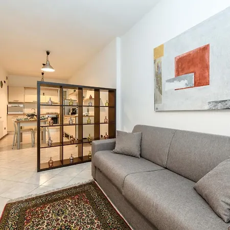 Daire Desenzanoloft Green Lake Court Desenzano del Garda